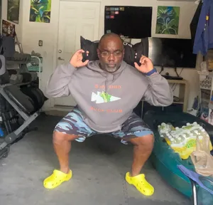 CustomShotGlassNow.com