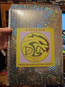 CustomShotGlassNow.com - Custom Holographic Bubble Mailer