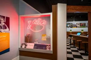 CustomShotGlassNow.com