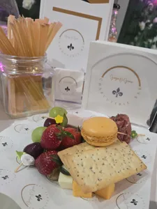 CustomShotGlassNow.com - Custom Paper Beverage Napkin