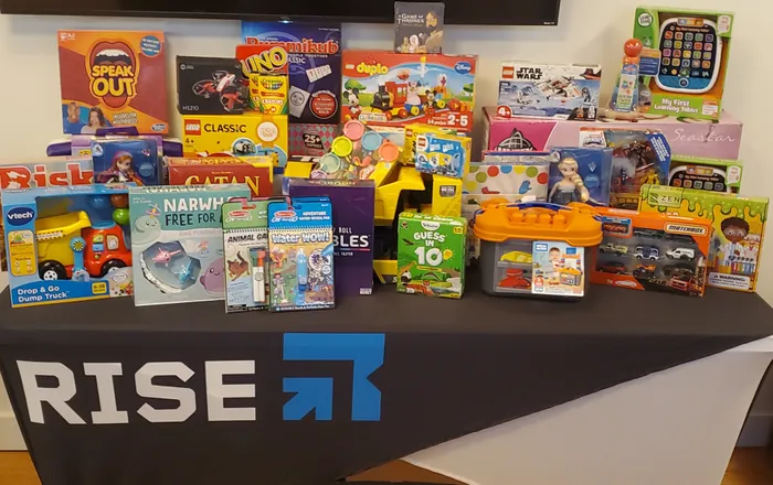 CustomShotGlassNow.com