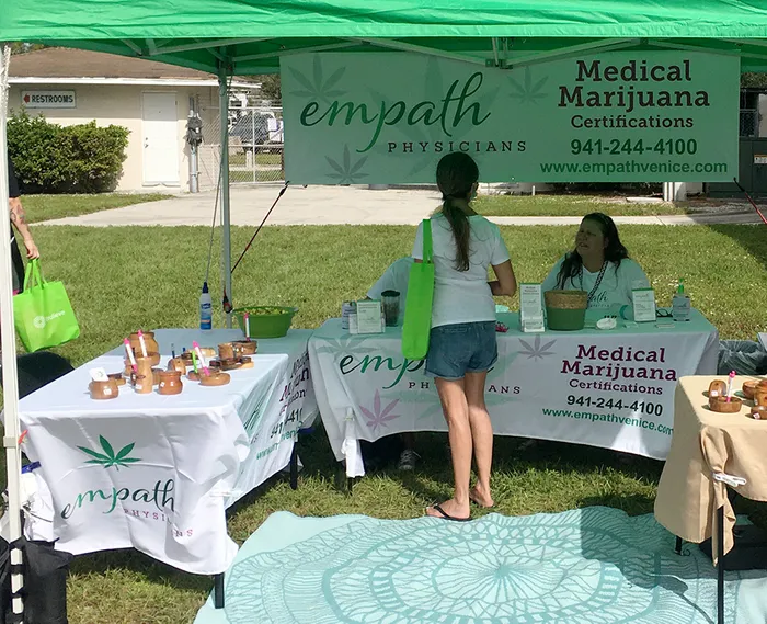 CustomShotGlassNow.com