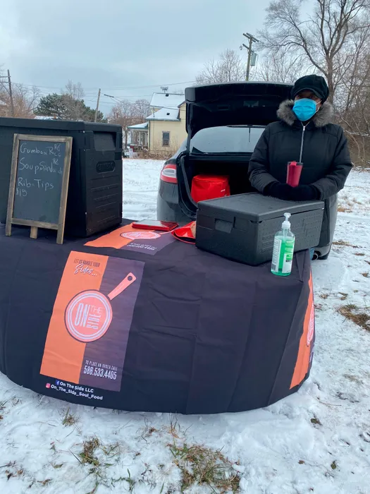 CustomShotGlassNow.com