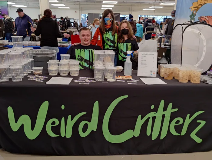 CustomShotGlassNow.com