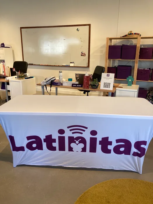 CustomShotGlassNow.com