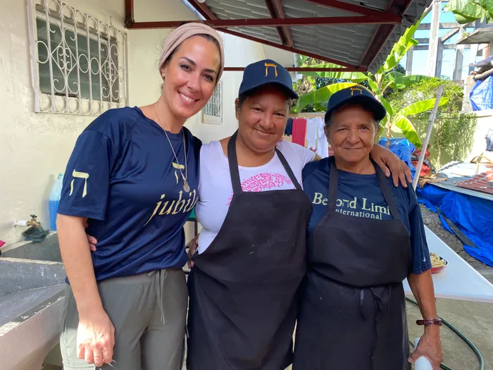 CustomShotGlassNow.com