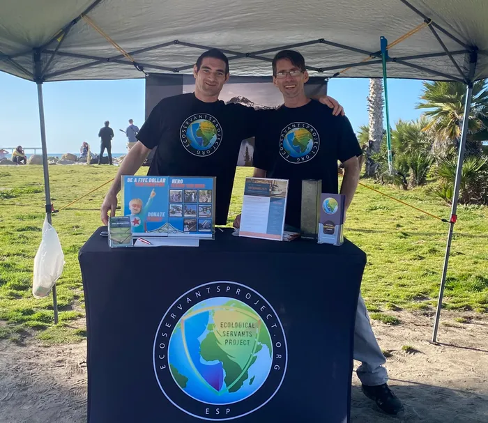 CustomShotGlassNow.com