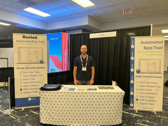 CustomShotGlassNow.com