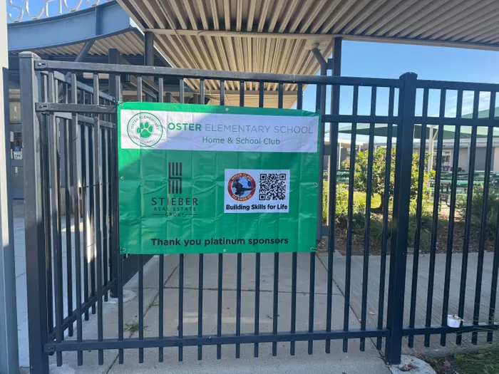 CustomShotGlassNow.com - Custom Vinyl Banners