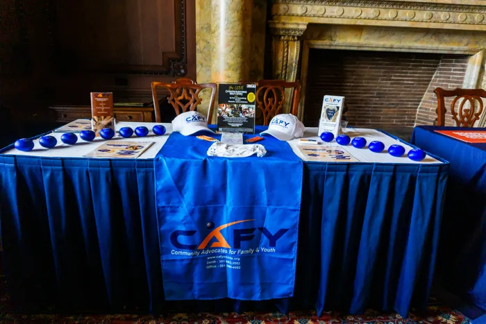 CustomShotGlassNow.com - Custom Rectangle Table Covers