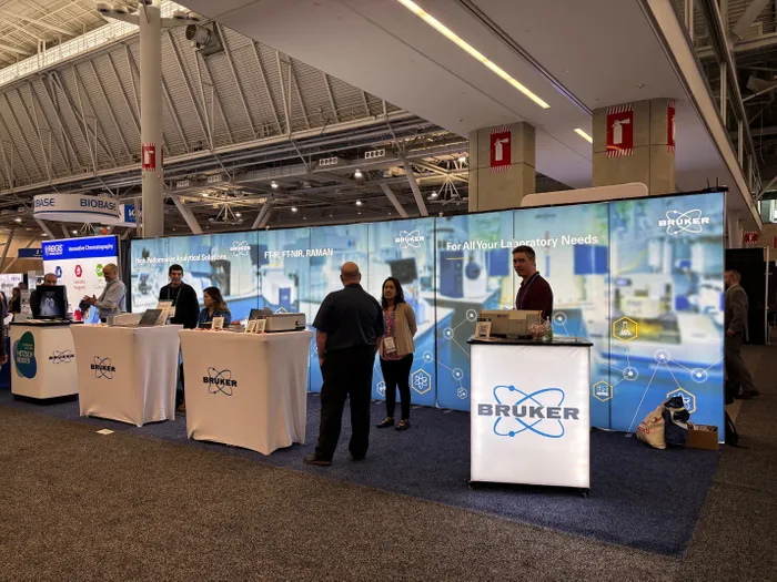 CustomShotGlassNow.com - Custom Rectangle Table Covers