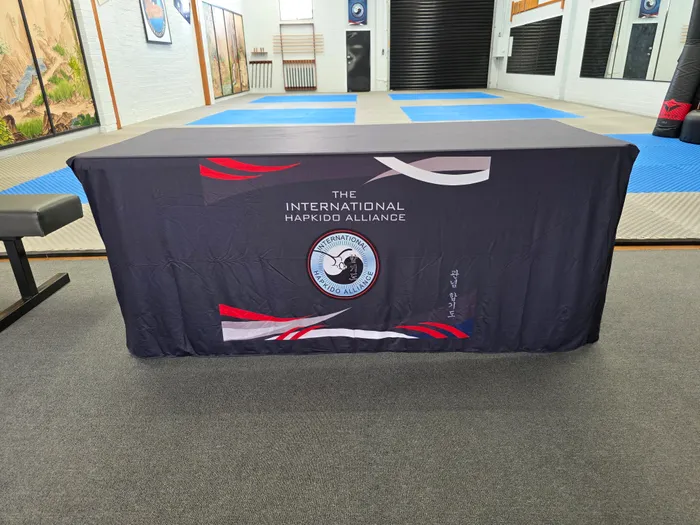 CustomShotGlassNow.com - Custom Rectangle Table Covers