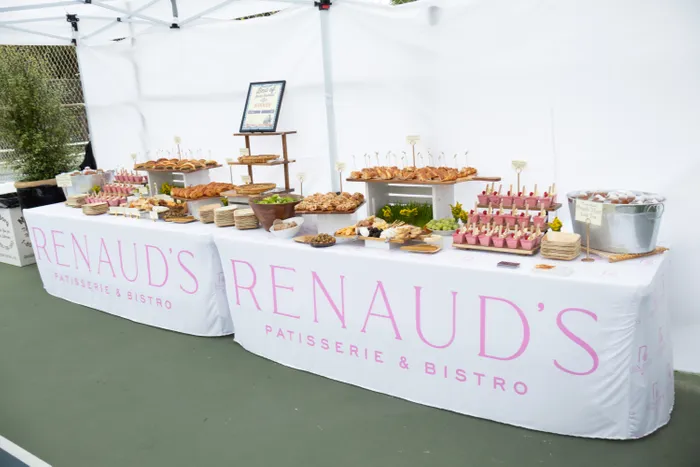 CustomShotGlassNow.com - Custom Rectangle Table Covers