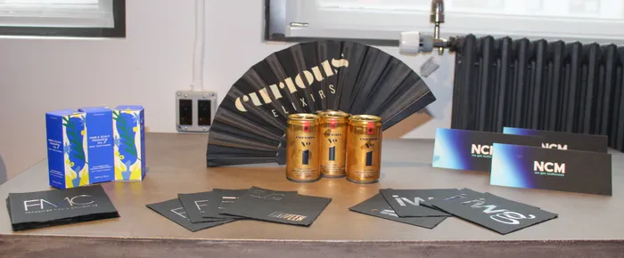 CustomShotGlassNow.com - Custom Foil Stamped Beverage Napkin