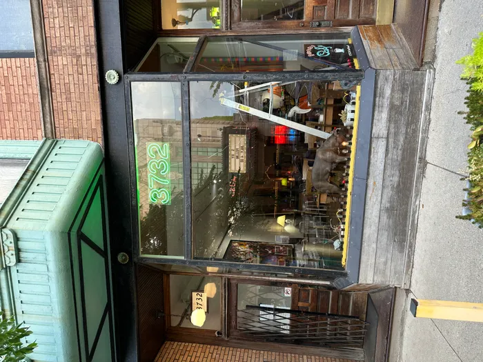 CustomShotGlassNow.com - Custom Neon Sign