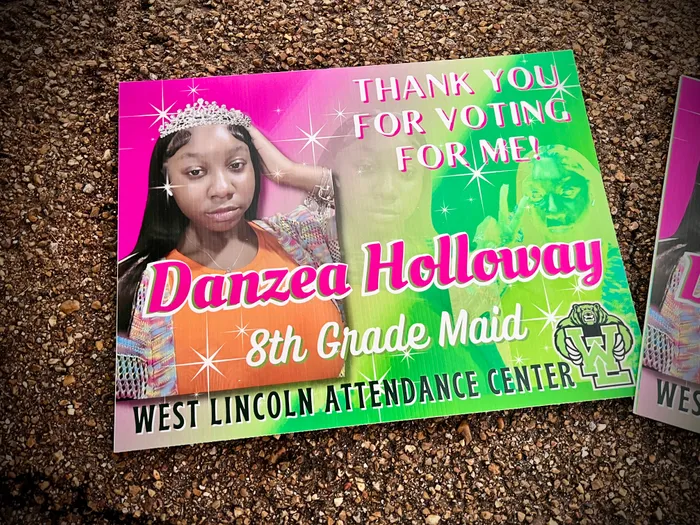 CustomShotGlassNow.com - Graduation Outdoor Yard Sign