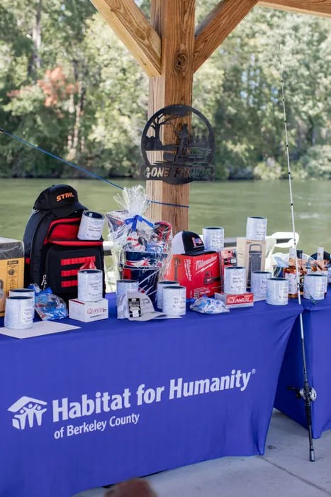 CustomShotGlassNow.com - Custom Rectangle Table Covers