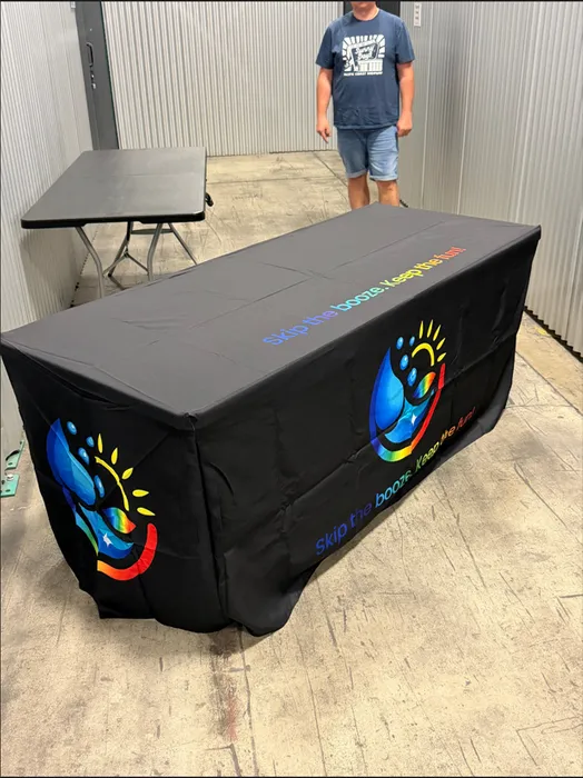CustomShotGlassNow.com - Custom Rectangle Table Covers