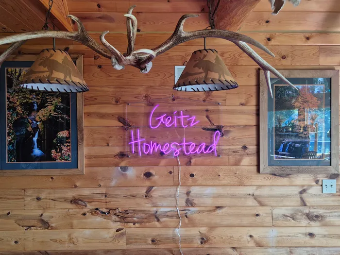 CustomShotGlassNow.com - Custom Neon Sign