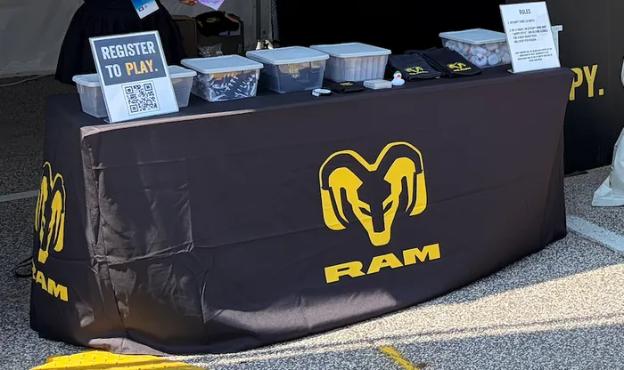 CustomShotGlassNow.com - Custom Rectangle Table Covers