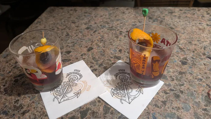 CustomShotGlassNow.com - Custom Paper Beverage Napkin