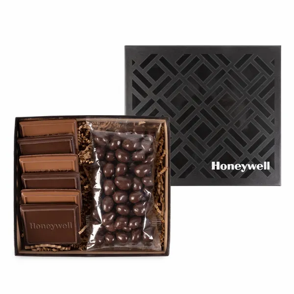 6 Piece Cookie and Confection Gift Box - Custom Shot Glass Now